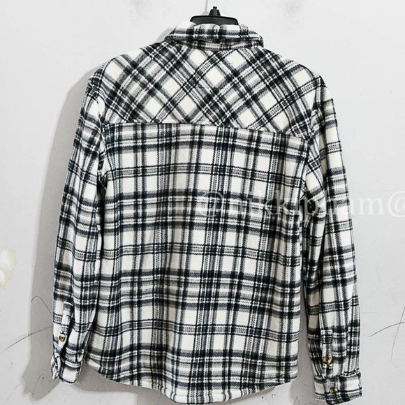 NWT Sage Ladies' Plush Shirt Jacket in White - Picture 4 of 7